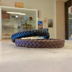 Bracelet en cuir plat tressé main (8 brins)