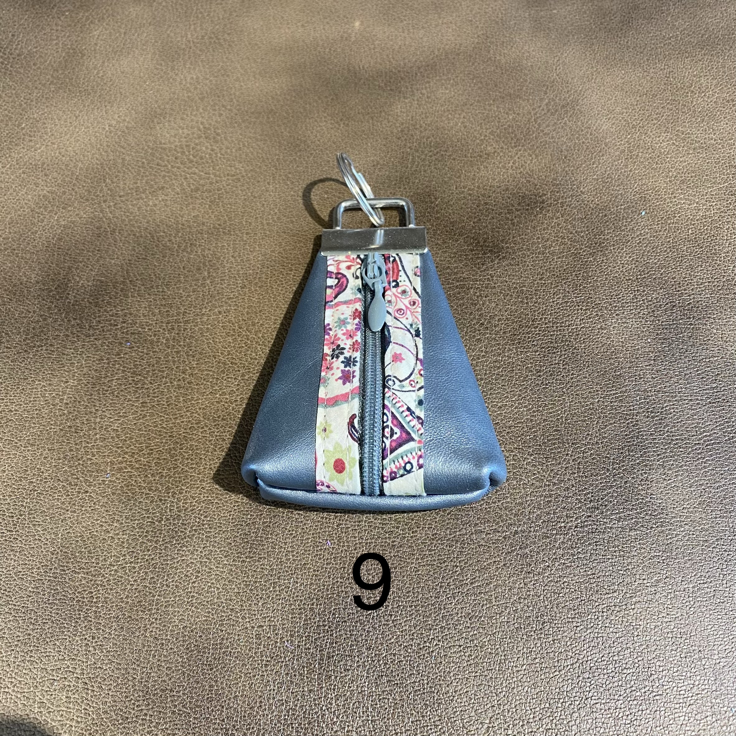 Porte-clefs monnaie en cuir – Image 12