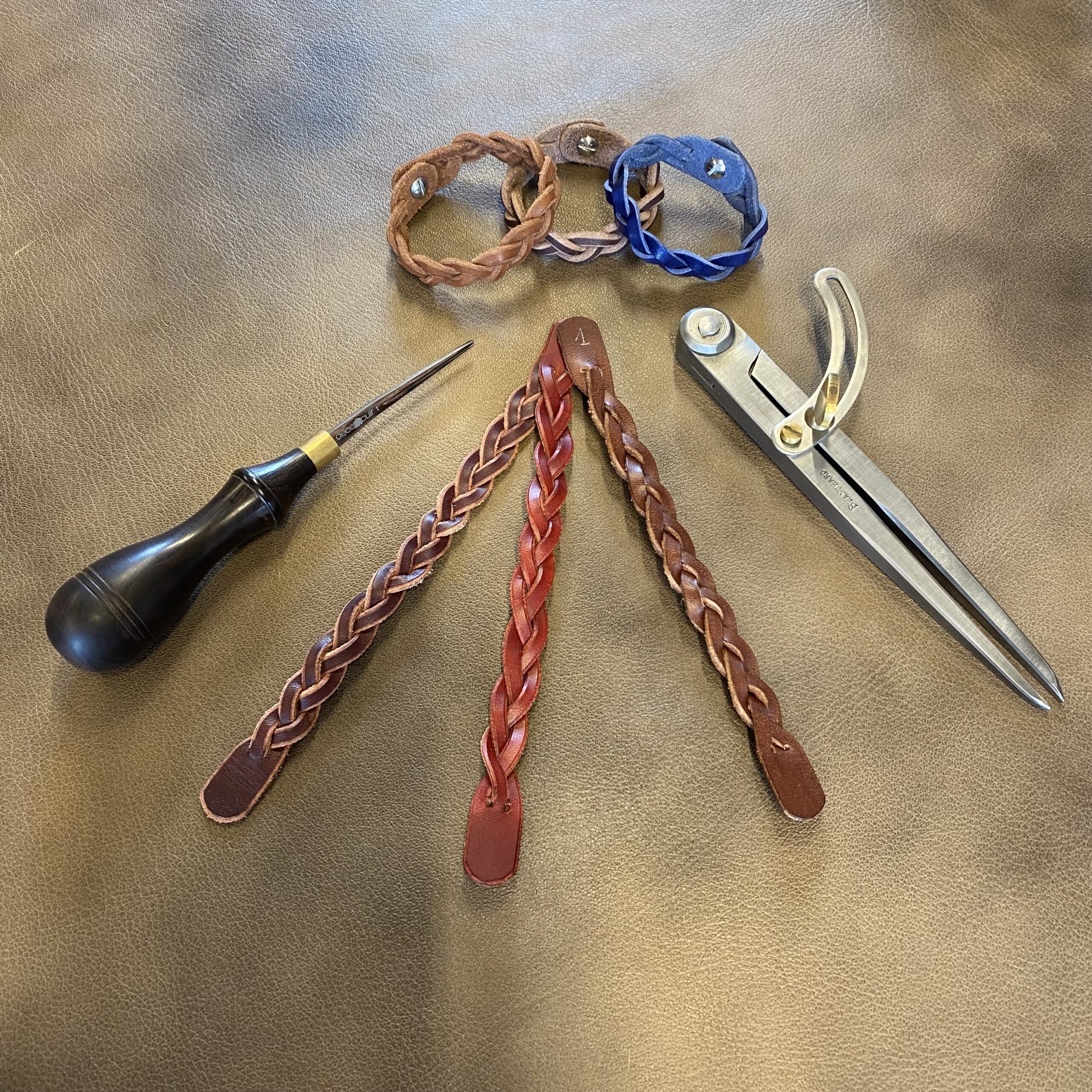Atelier bracelet en cuir 24/06/2026 18h30 - Initiation – Image 10