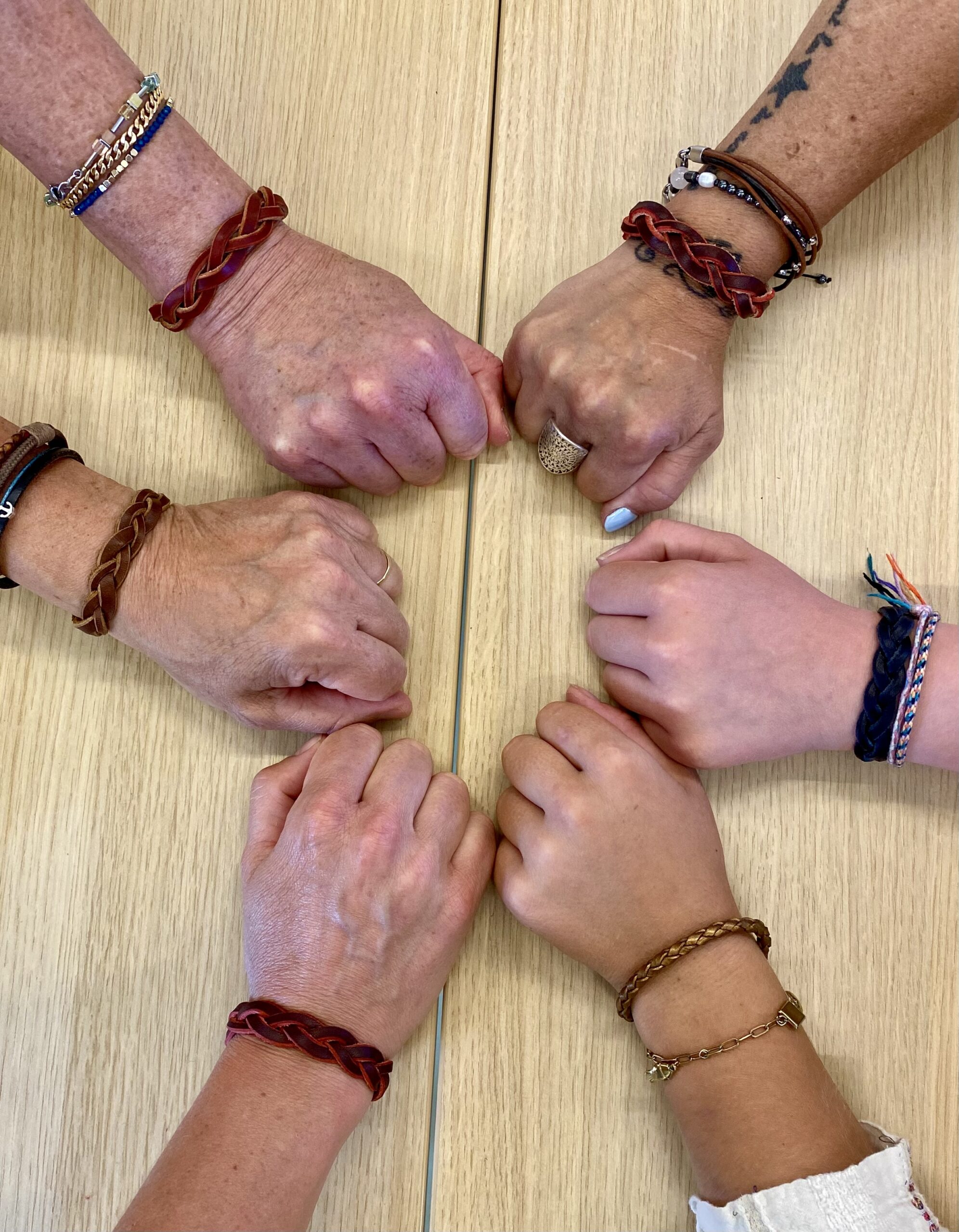 Atelier bracelet en cuir 24/06/2026 18h30 - Initiation – Image 4