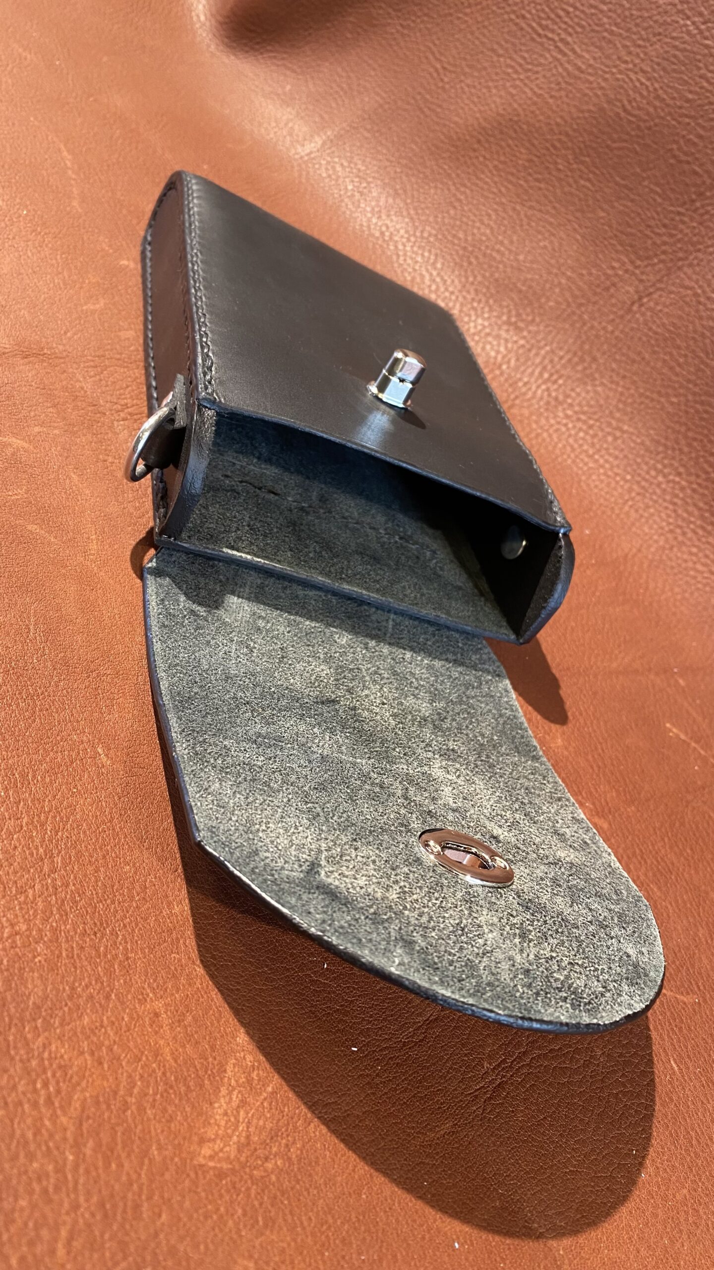 Sac téléphone bandoulière cuir - En stock – Image 9