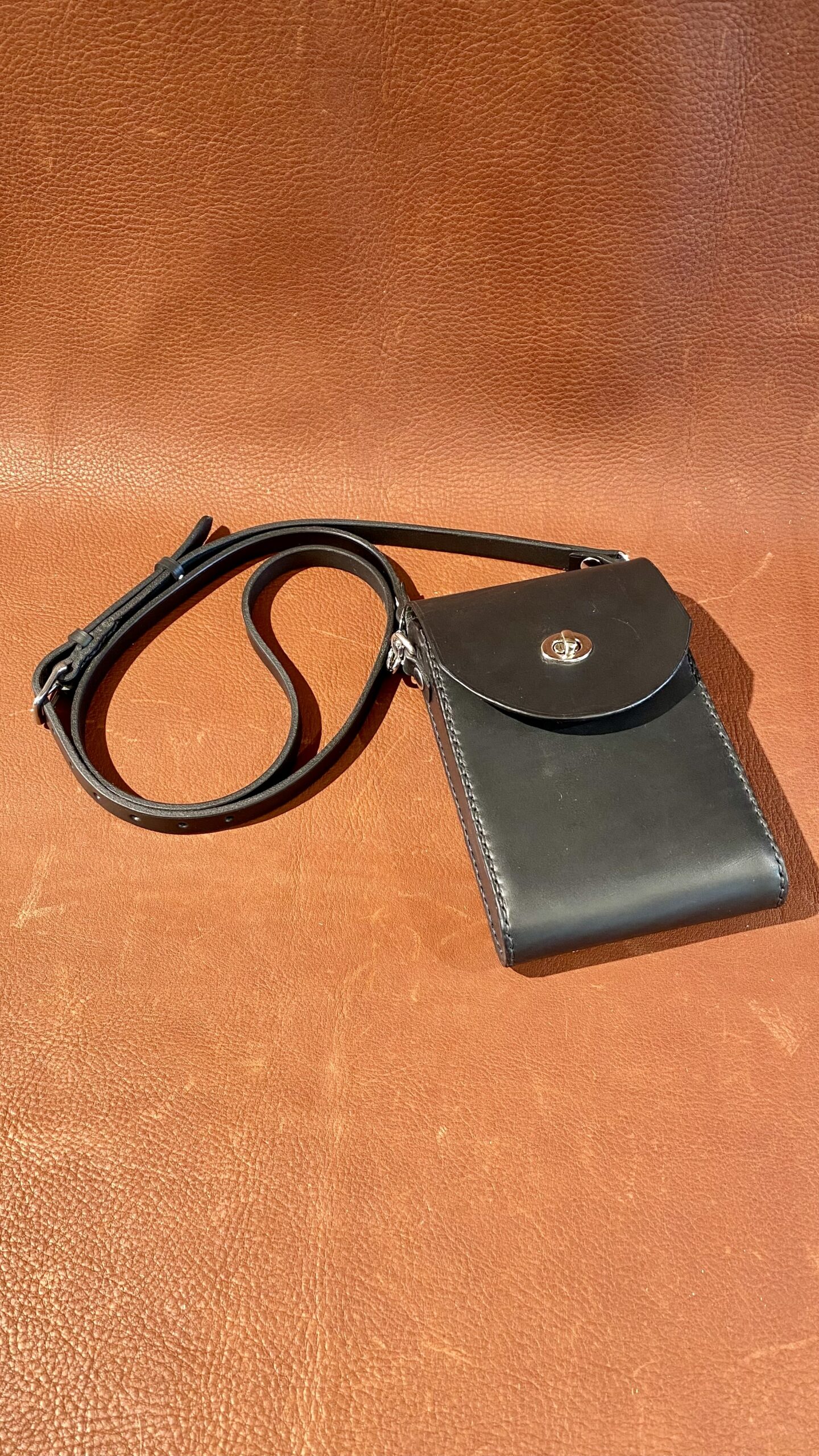 Sac téléphone bandoulière cuir - En stock – Image 8